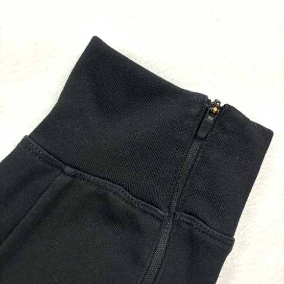 Nike Men’s Black/White Dri-FitTech Tapered Banded Bottom Jogger Pants (M) - Picture 7 of 16